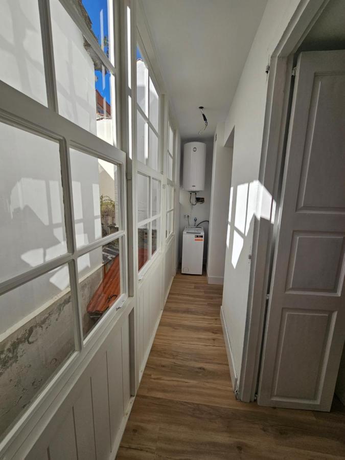 Apartamentos En El Centro - Plaza De Amboage - Wifi Ferrol Esterno foto