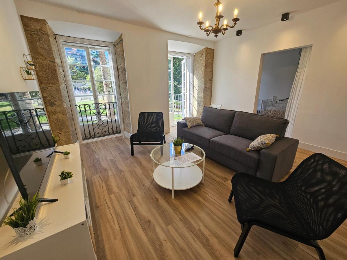 Apartamentos En El Centro - Plaza De Amboage - Wifi Ferrol Esterno foto