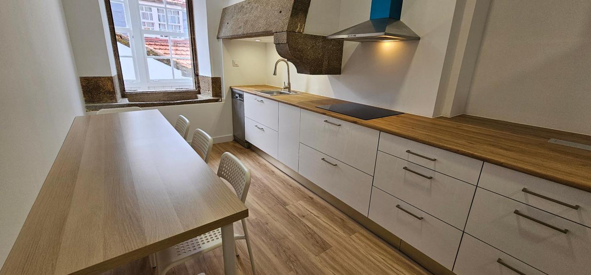Apartamentos En El Centro - Plaza De Amboage - Wifi Ferrol Esterno foto
